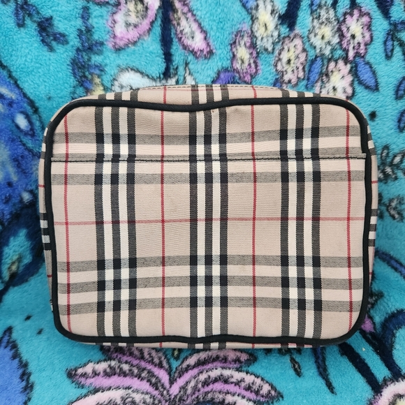 Burberry Handbags - Authentic Burberry Cosmetic Pouch